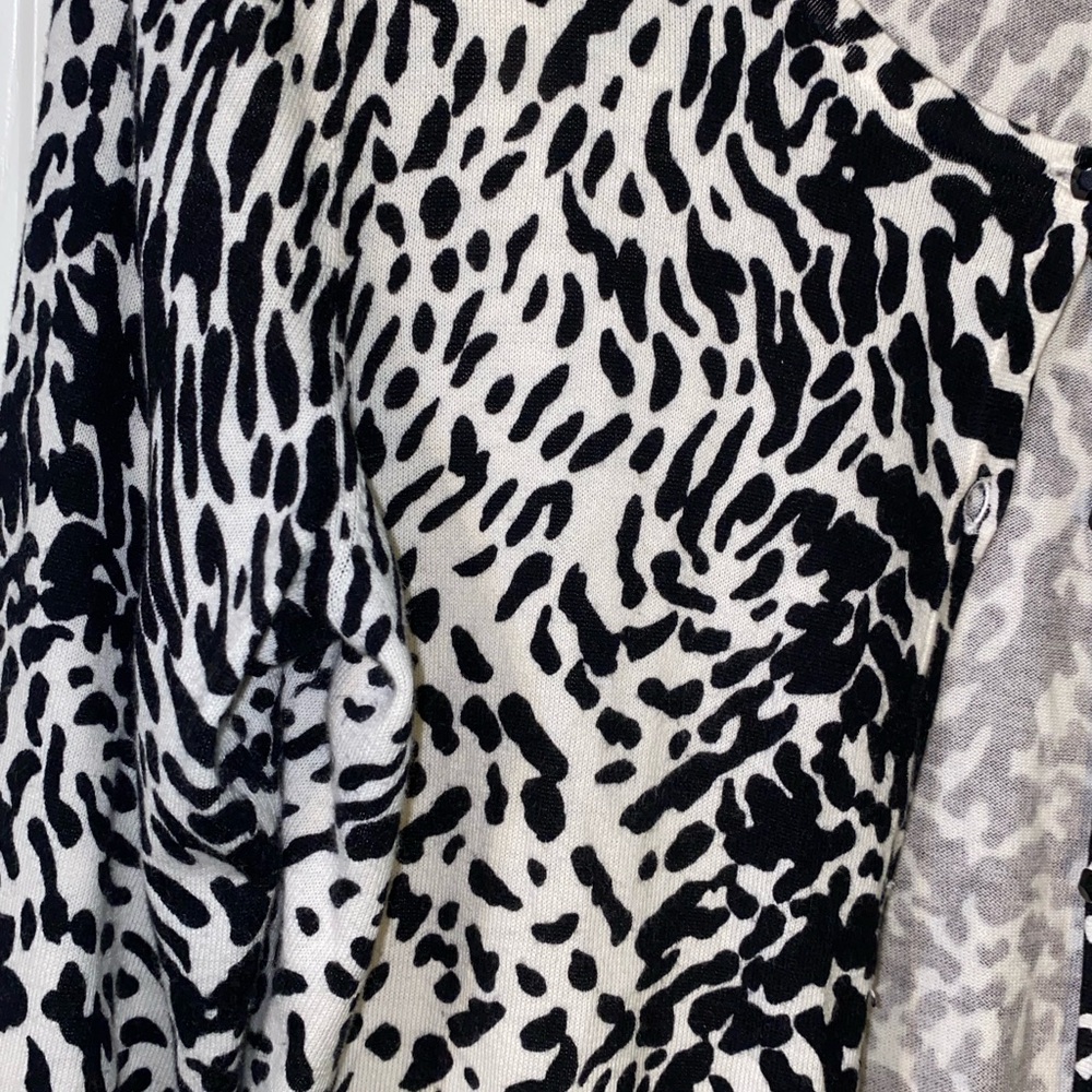 Talbots Animal Print Patterned Cardigan - Picture 4 of 6